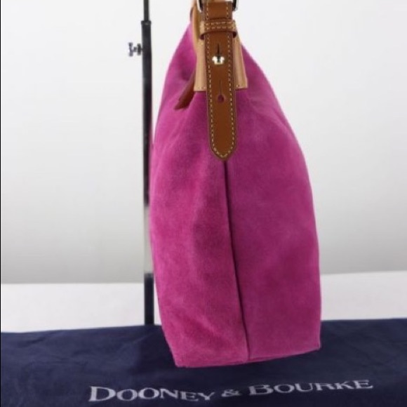 Dooney & Bourke Purse with Dust Cover Bag - Picture 8 of 8